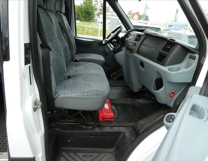 Ford Transit 12