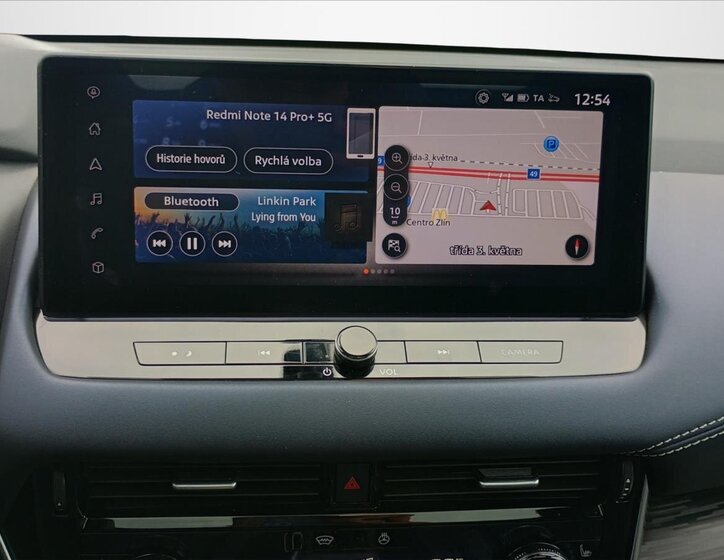 Nissan Qashqai SUV / Terénní 1,3 l 116 kw