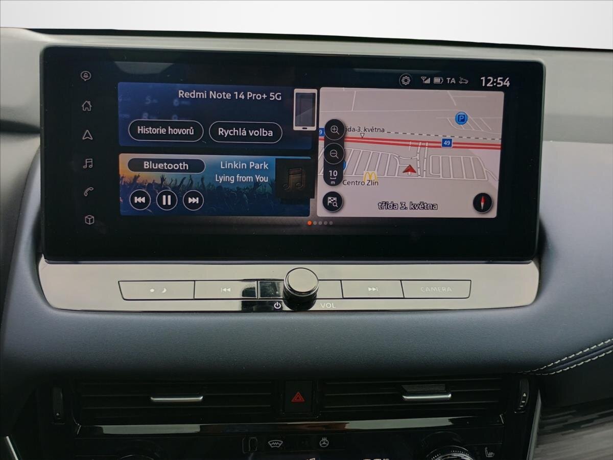 Nissan Qashqai SUV / Terénní 1,3 l 116 kw