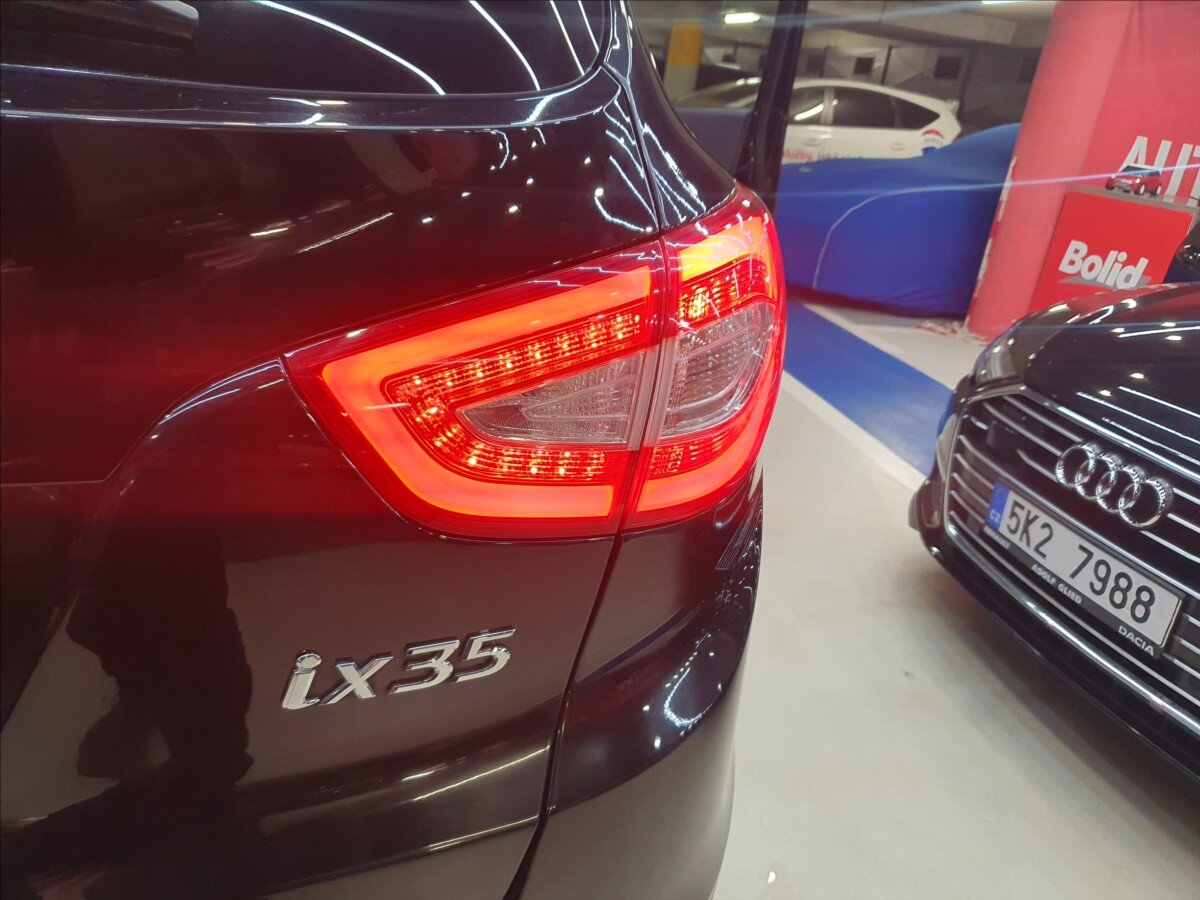 Hyundai ix35 SUV / Terénní 2,0 l 122 kw