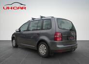 Volkswagen Touran 7