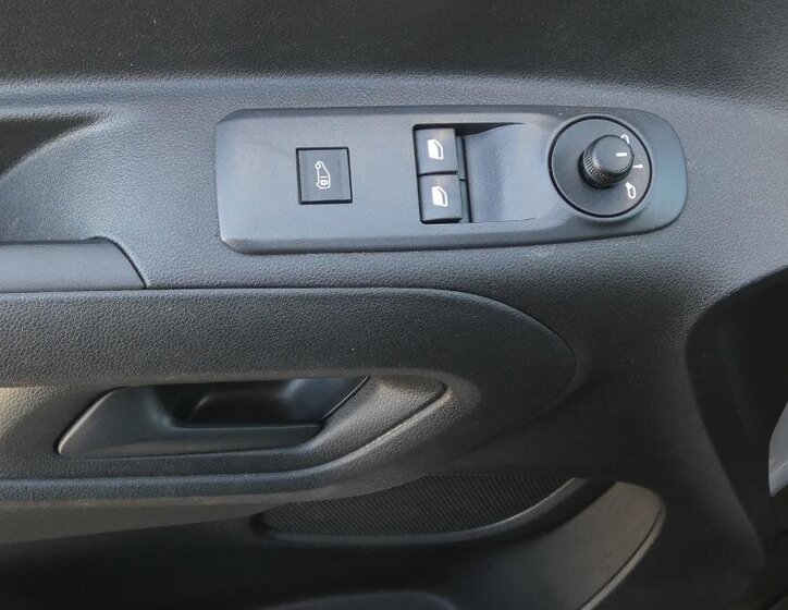 Peugeot Partner Užitková 1,5 l 75 kw