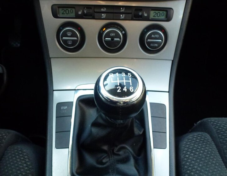 Volkswagen Passat 35