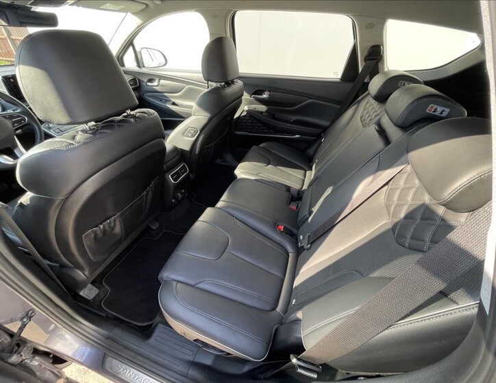 Hyundai Santa Fe SUV / Terénní 2,2 l 142 kw