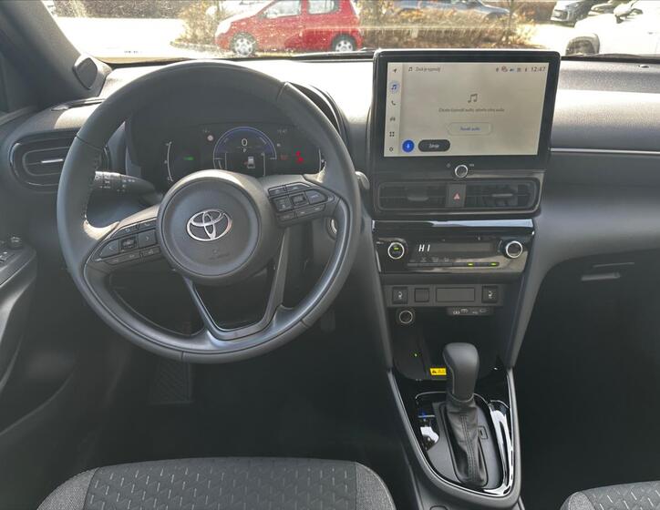 Toyota Yaris Cross 6