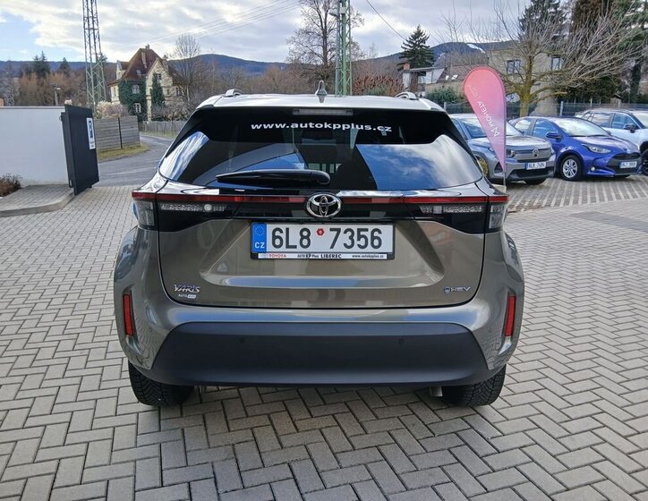 Toyota Yaris Cross SUV 1,5 l 68 kw