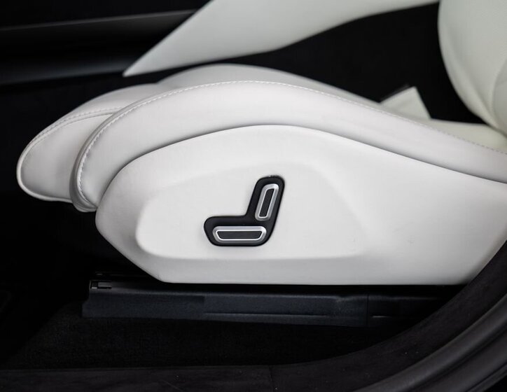 Ferrari Ostatní SUV 6,5 l 529 kw