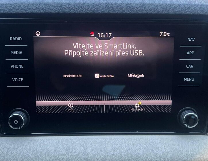 Škoda Karoq Kombi 1,5 l 110 kw