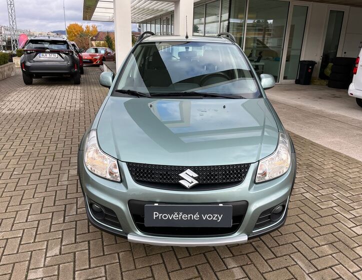 Suzuki SX4 9