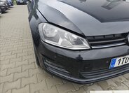 Volkswagen Golf 48