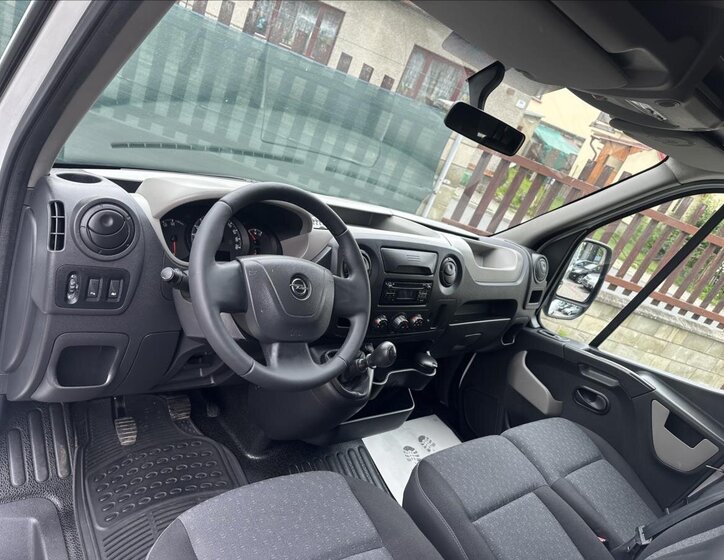 Opel Movano Skříň 2,3 l 81 kw