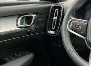 Volvo XC40 SUV 2,0 l 145 kw