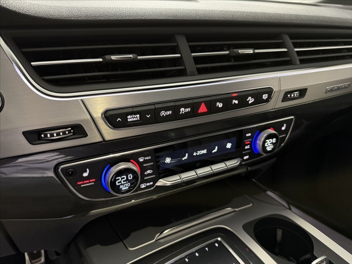 Audi Q7 SUV / Terénní 3,0 l 200 kw