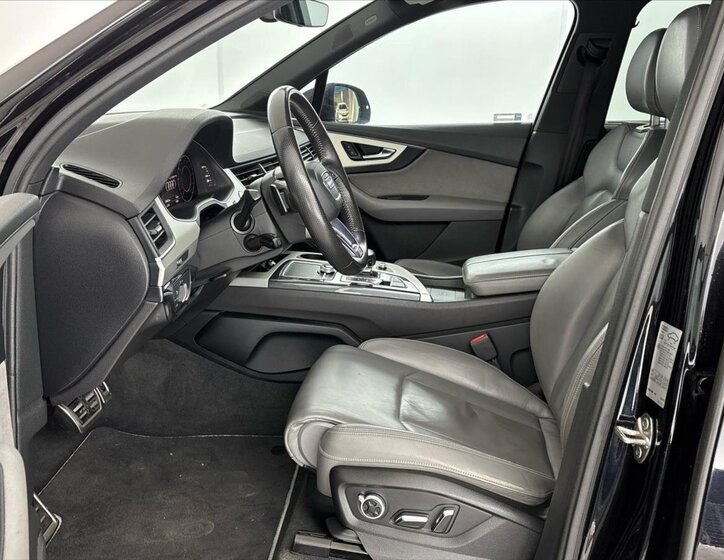 Audi Q7 SUV / Terénní 3,0 l 200 kw