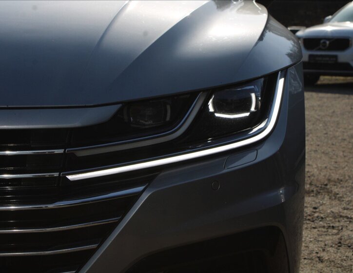 Volkswagen Arteon Liftback 2,0 l 176 kw