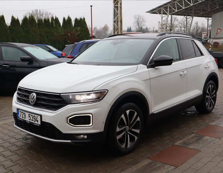 Volkswagen T-Roc CUV 1,5 l 110 kw