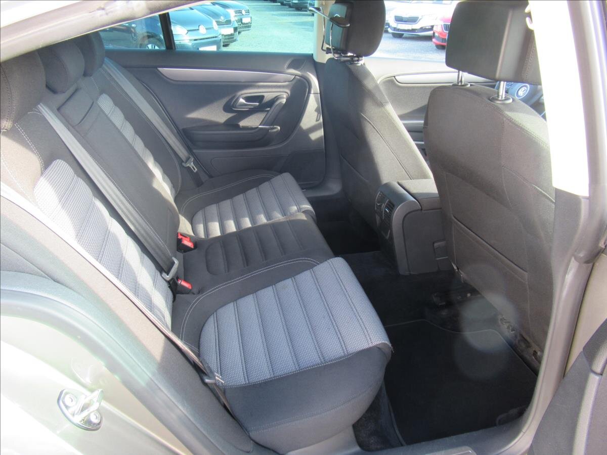Volkswagen CC Sedan / Limuzína 2,0 l 103 kw