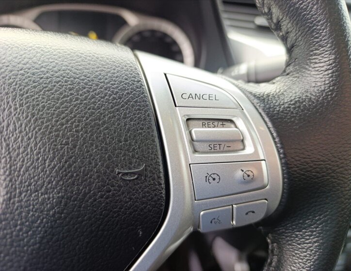 Renault Alaskan Pick-up 2,3 l 140 kw