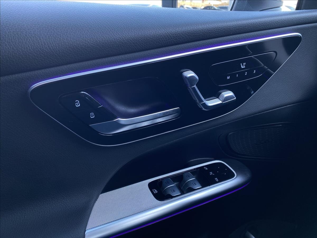 Mercedes-Benz GLC SUV 2,0 l 145 kw