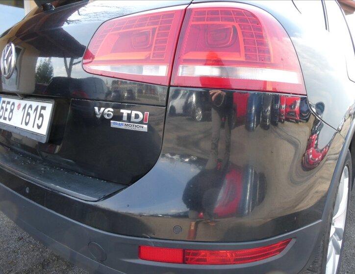 Volkswagen Touareg SUV / Terénní 3,0 l 180 kw
