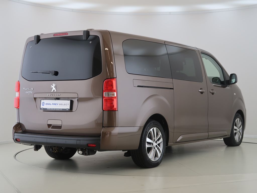 Peugeot Traveller