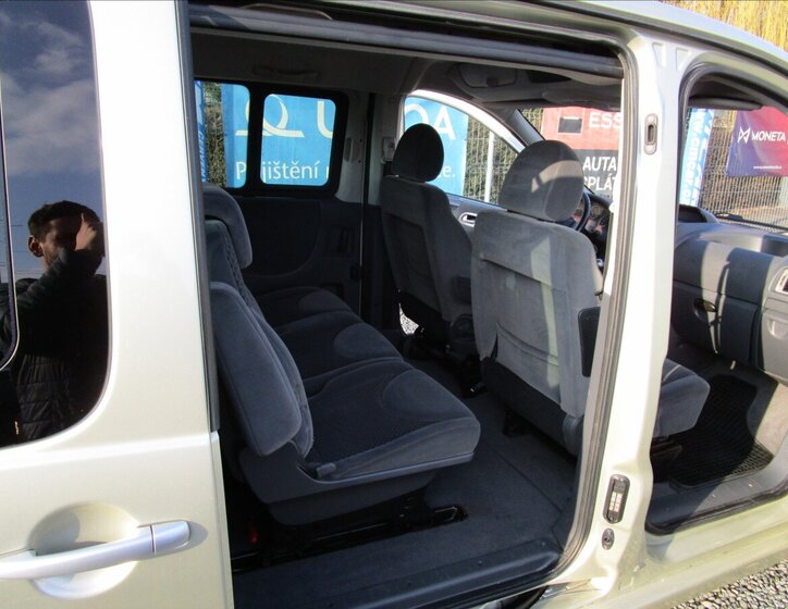 Citroën Jumpy Ostatní 2,0 l 120 kw