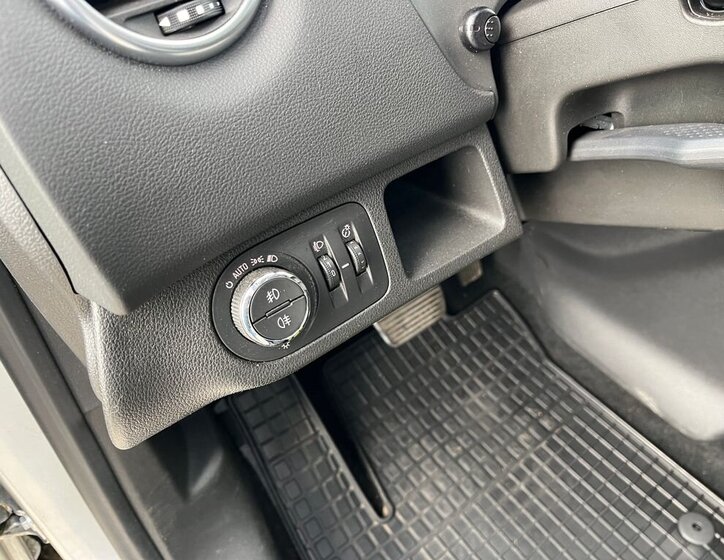 Opel Meriva MPV 1,4 l 103 kw