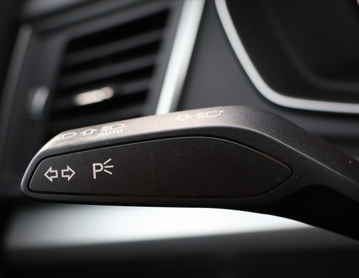 Audi Q5 SUV / Terénní 2,0 l 150 kw