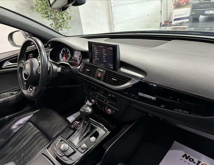 Audi A6 Sedan / Limuzína 3,0 l 230 kw