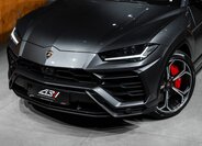 Lamborghini Urus 6