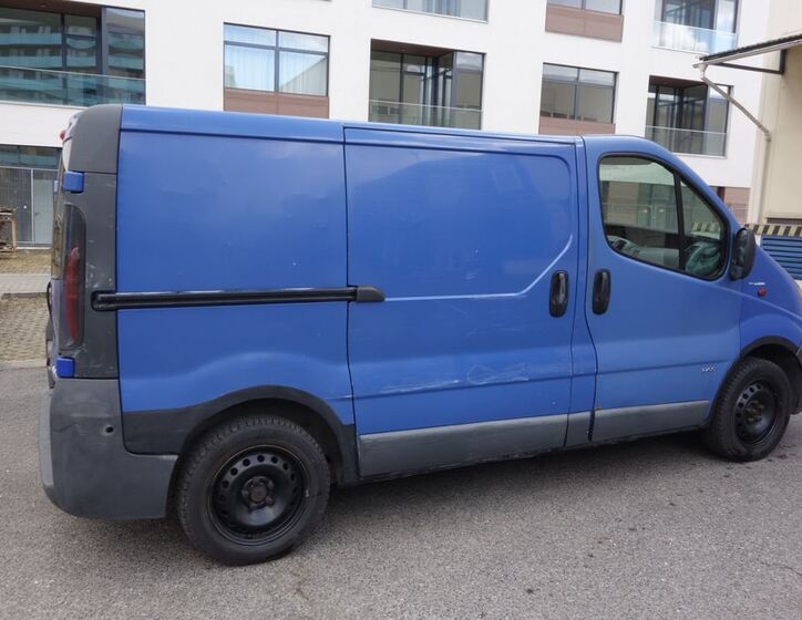 Opel Vivaro 6