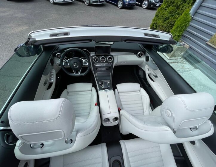 Mercedes-Benz Třídy C Kabriolet 2,1 l 125 kw