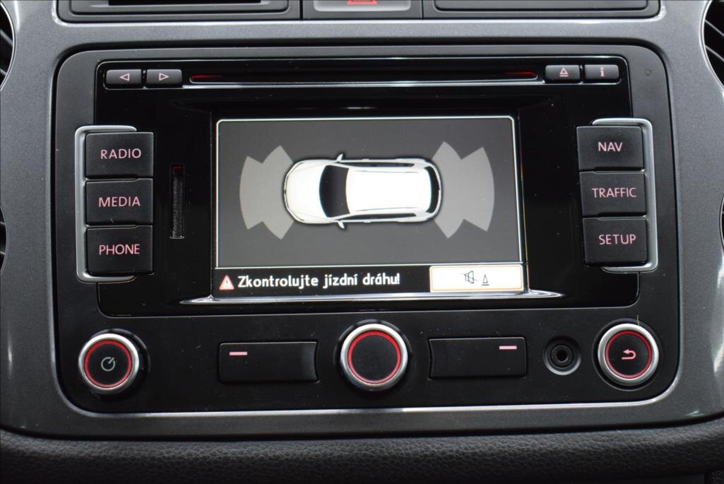 Volkswagen Tiguan SUV 2,0 l 103 kw