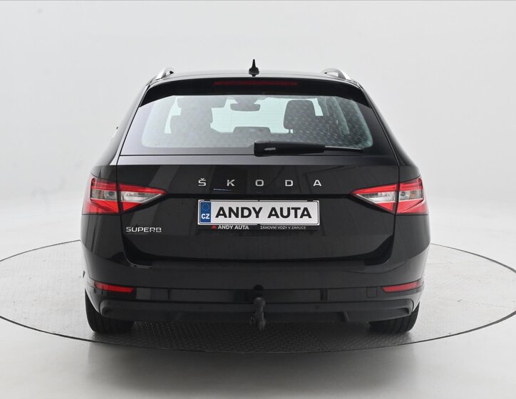 Škoda Superb Kombi 2,0 l 110 kw