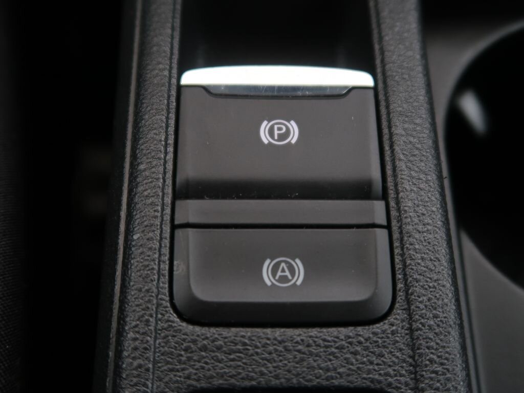 Škoda Octavia Sedan / Limuzína 2,0 l 85 kw