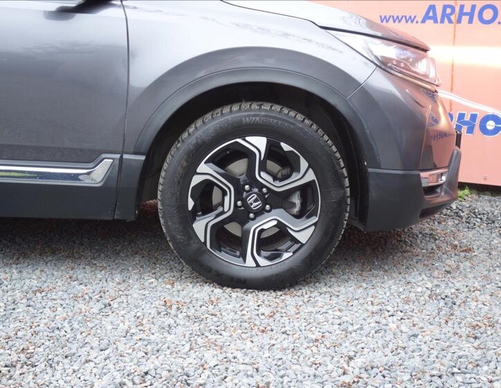 Honda CR-V 9