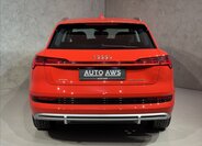 Audi e-tron SUV / Terénní 0,0 300 kw