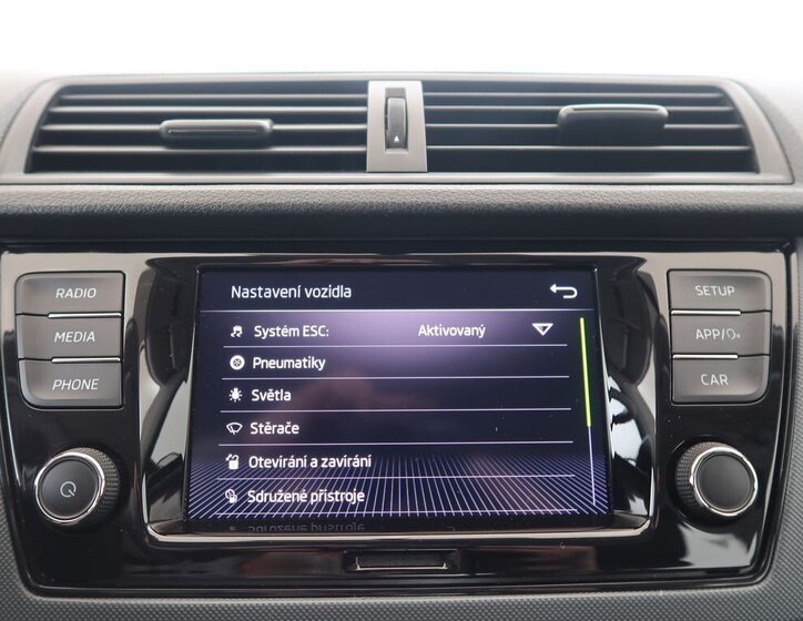 Škoda Fabia Hatchback 999,0 70 kw