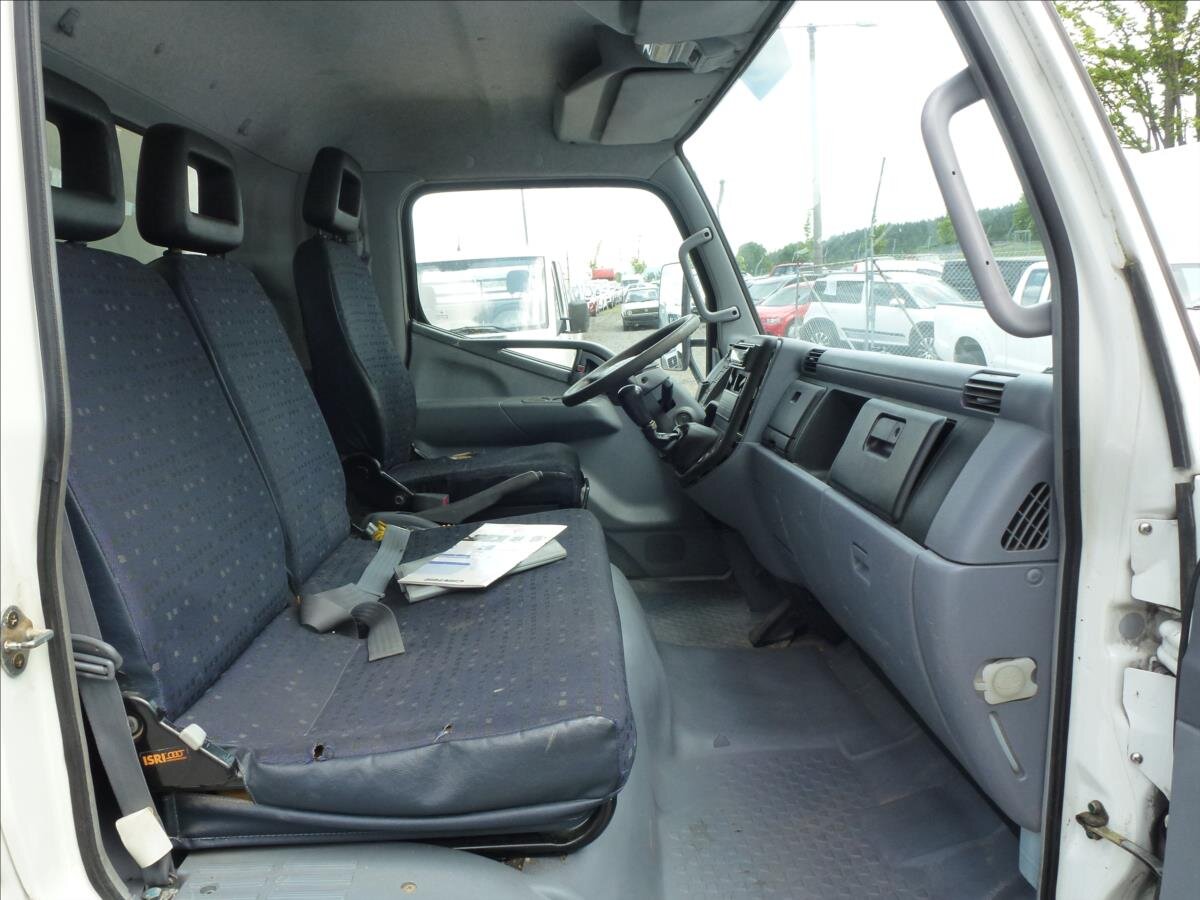 Mitsubishi Canter Skříň 3,0 l 92 kw