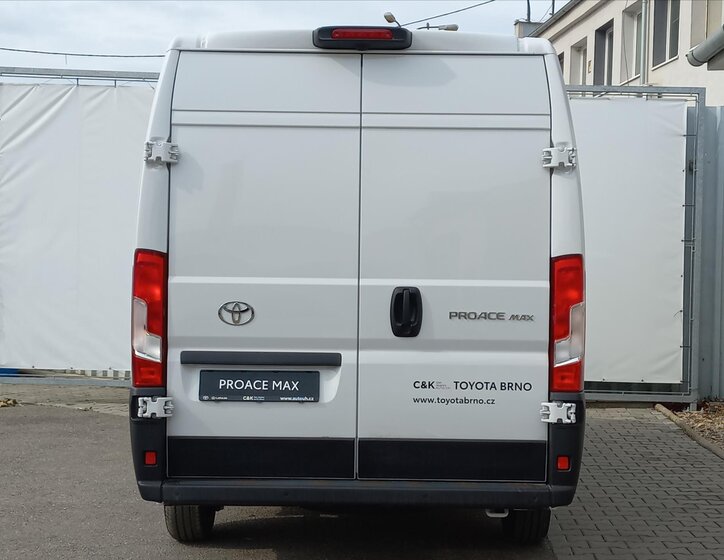 Toyota ProAce Skříň 2,2 l 103 kw