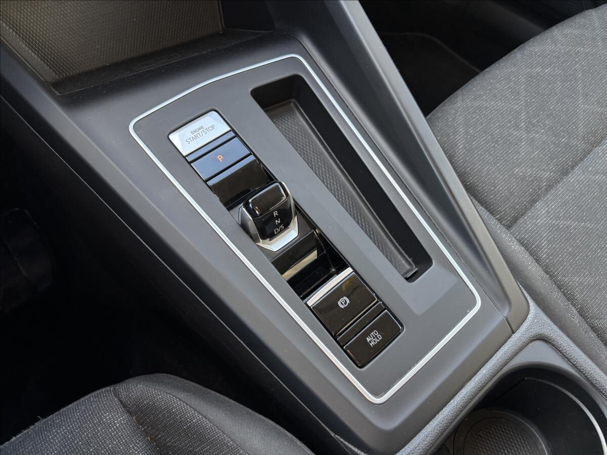 Volkswagen Golf Kombi 1,5 l 110 kw