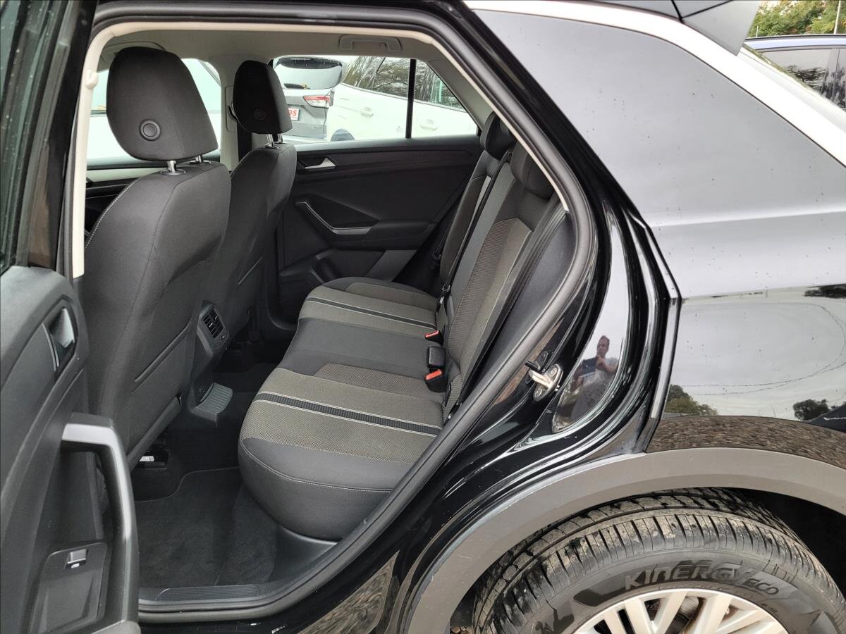 Volkswagen T-Roc SUV / Terénní 999,0 85 kw