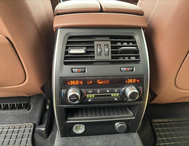 BMW Řada 5 Sedan / Limuzína 3,0 l 190 kw