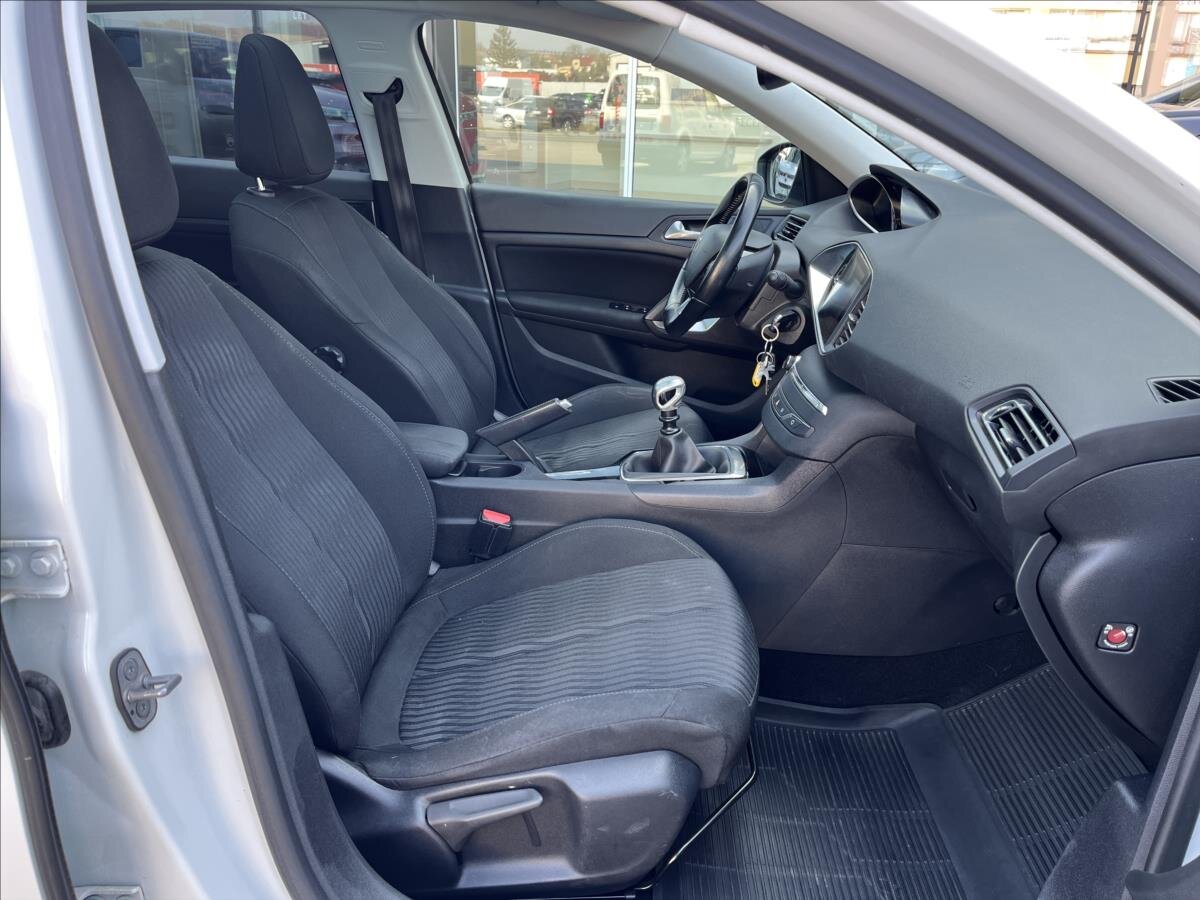 Peugeot 308 Kombi 1,6 l 88 kw