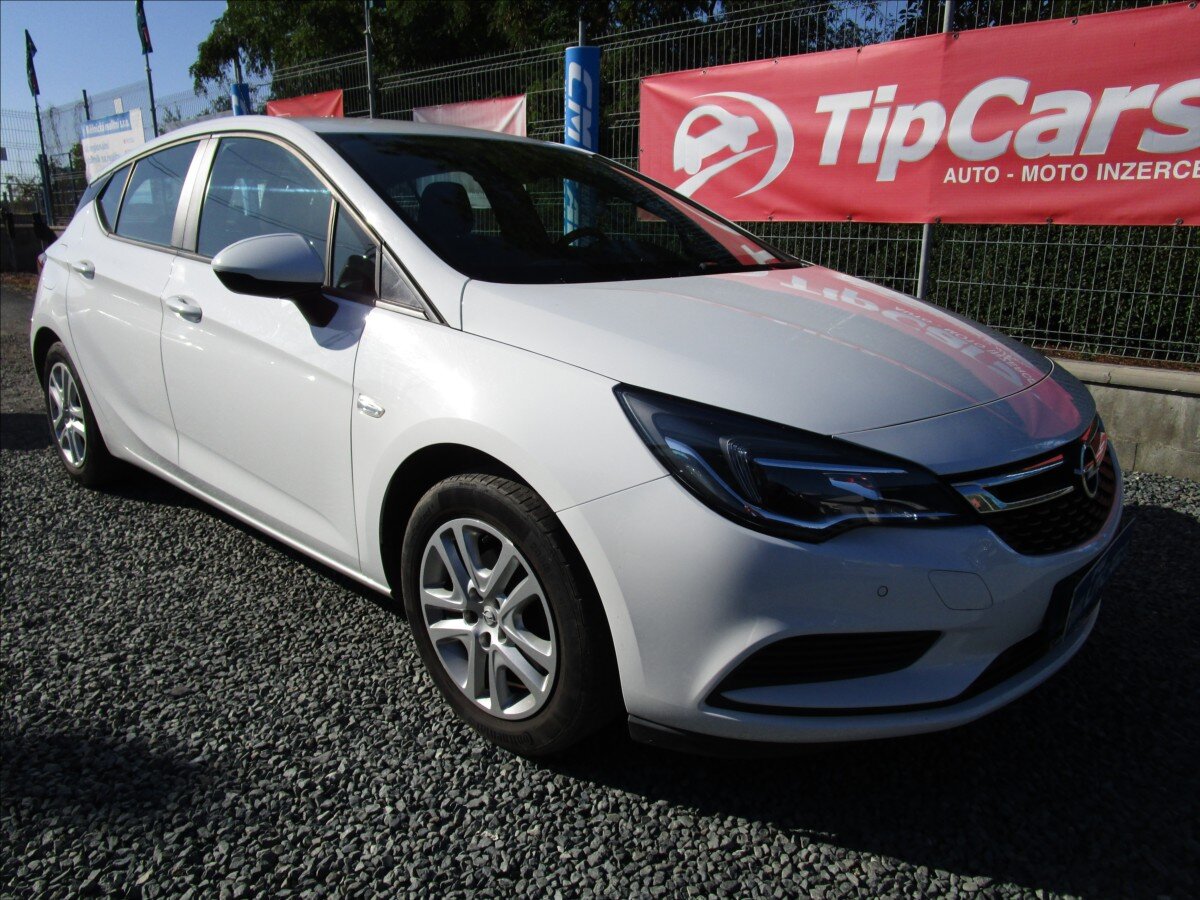 Opel Astra Hatchback 999,0 77 kw