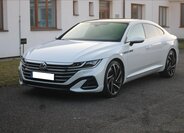 Volkswagen Arteon Liftback 2,0 l 147 kw