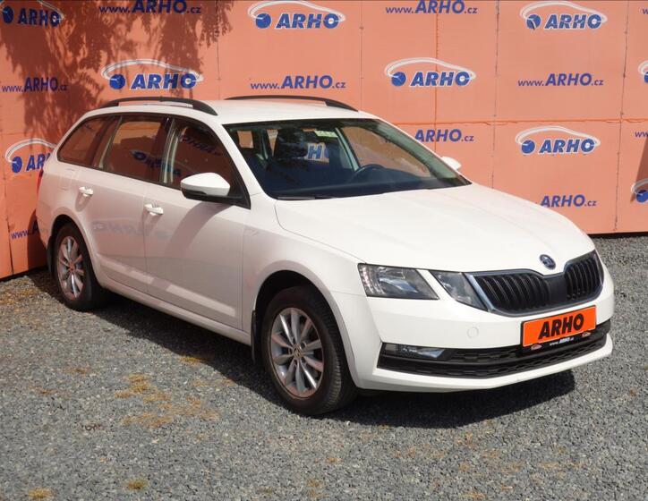 Škoda Octavia 1