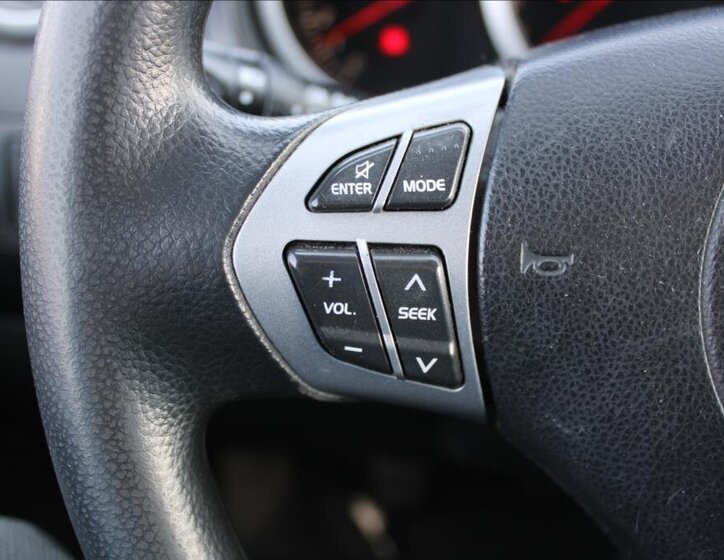 Suzuki Grand Vitara Kombi 2,0 l 103 kw