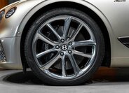 Bentley Continental GTC 4