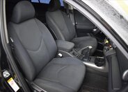 Toyota RAV4 SUV 2,0 l 112 kw